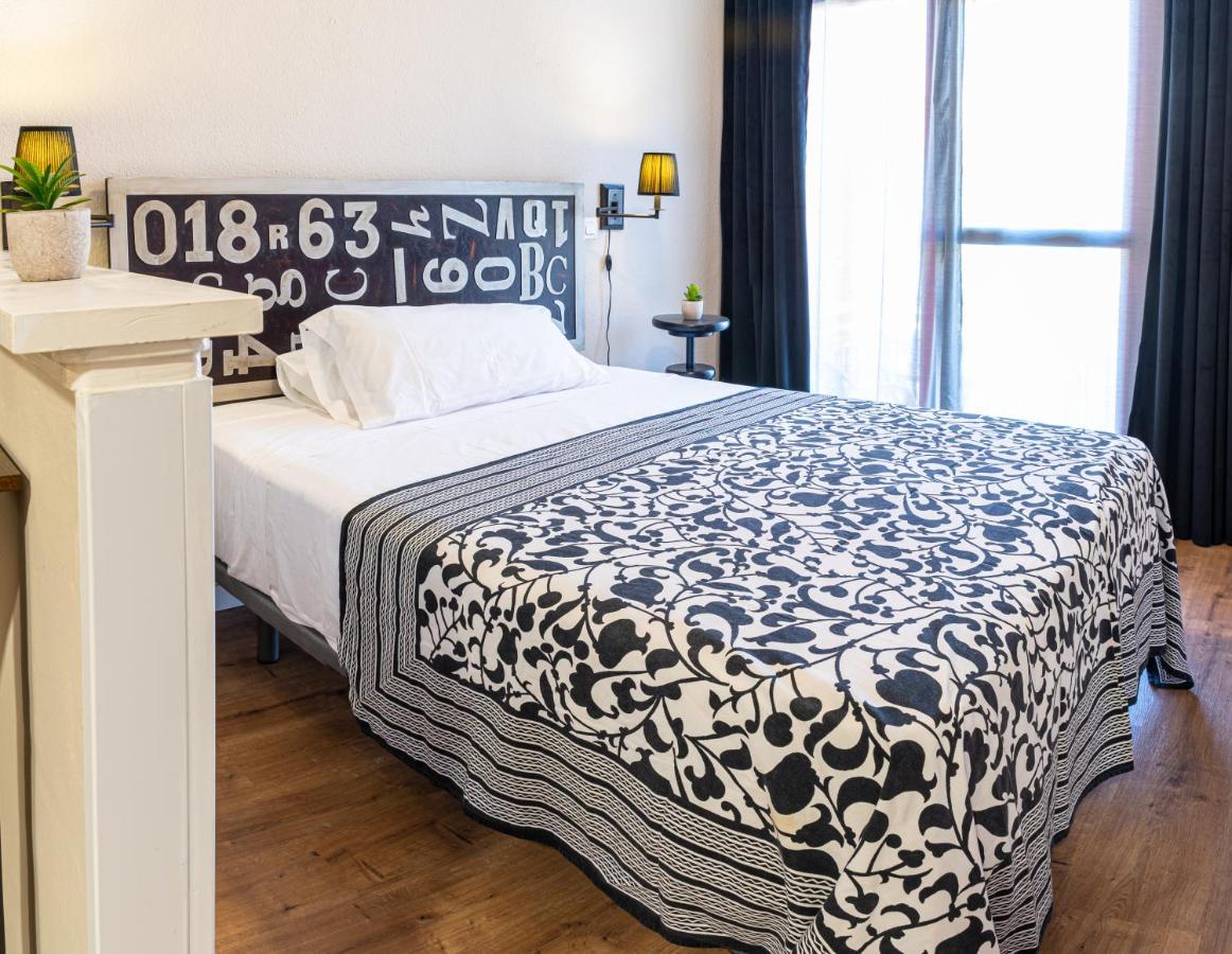 Nogalera Soul, City Center Apartment By Namaste Elite ตอร์เรโมลิโนส ภายนอก รูปภาพ